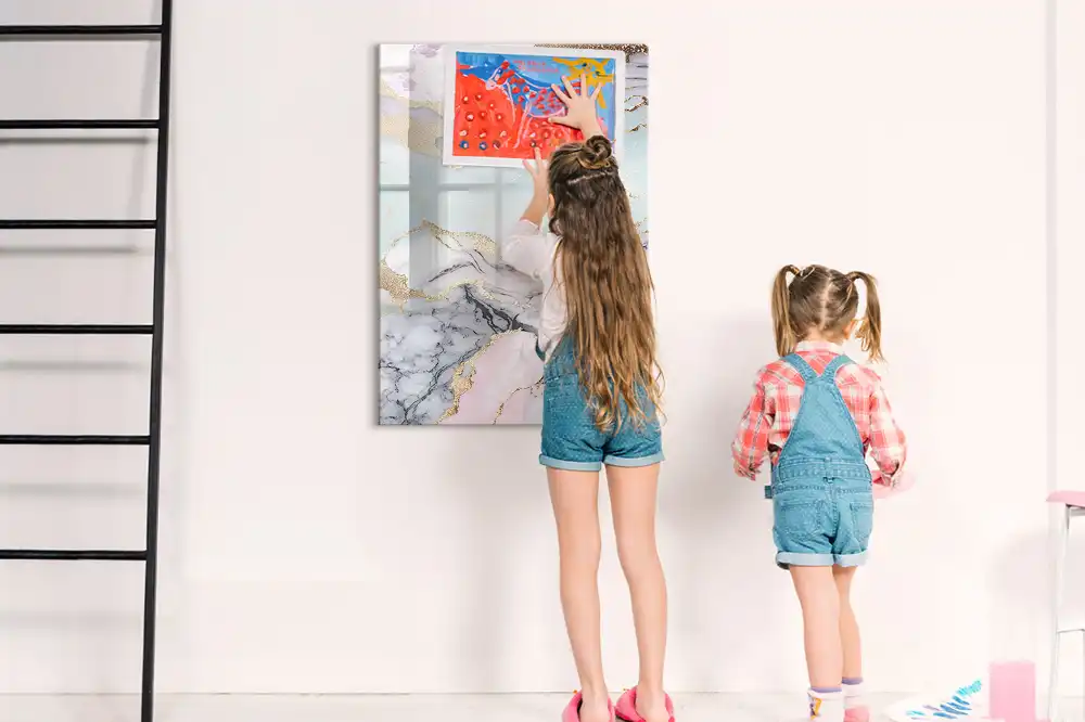 Tableau magnétique avec feutre en marbre naturel