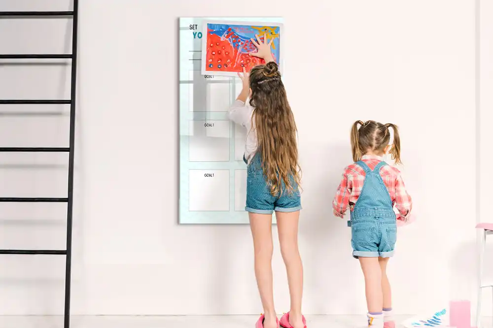 Tableau magnétique avec feutre pour fixation d'objectifs
