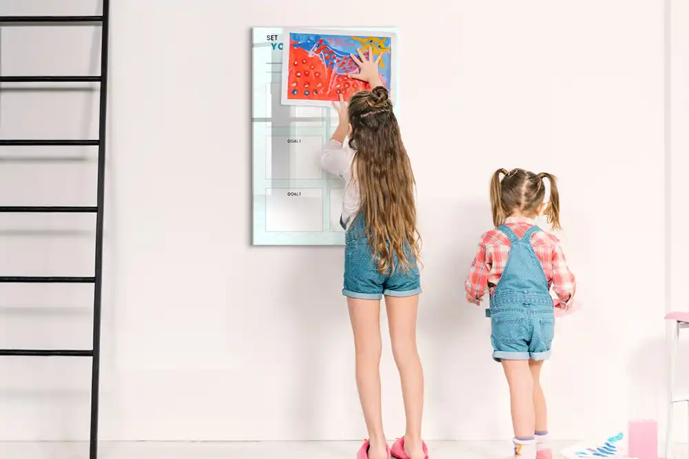 Tableau magnétique avec feutre pour fixation d'objectifs