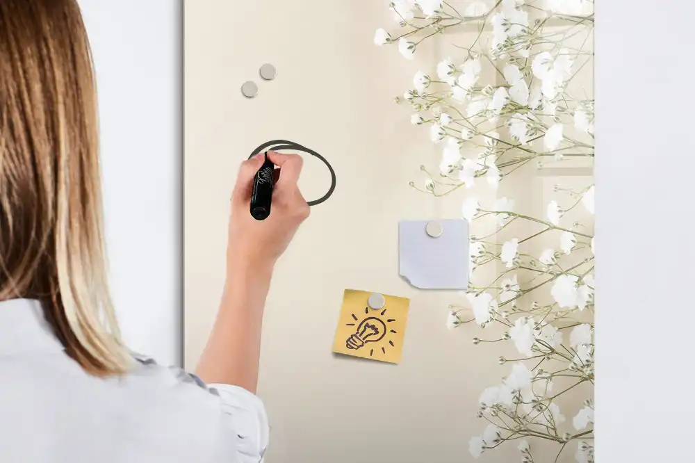 Tableau blanc magnétique effaçable à sec motif fleurs éthérées