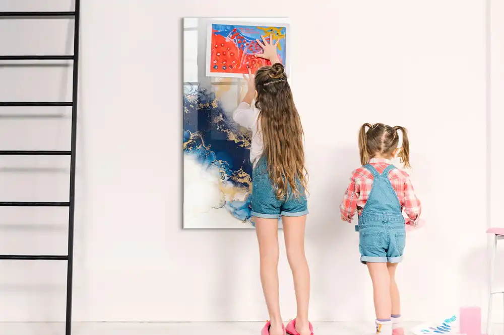 Tableau magnétique avec feutre et motif abstrait en marbre