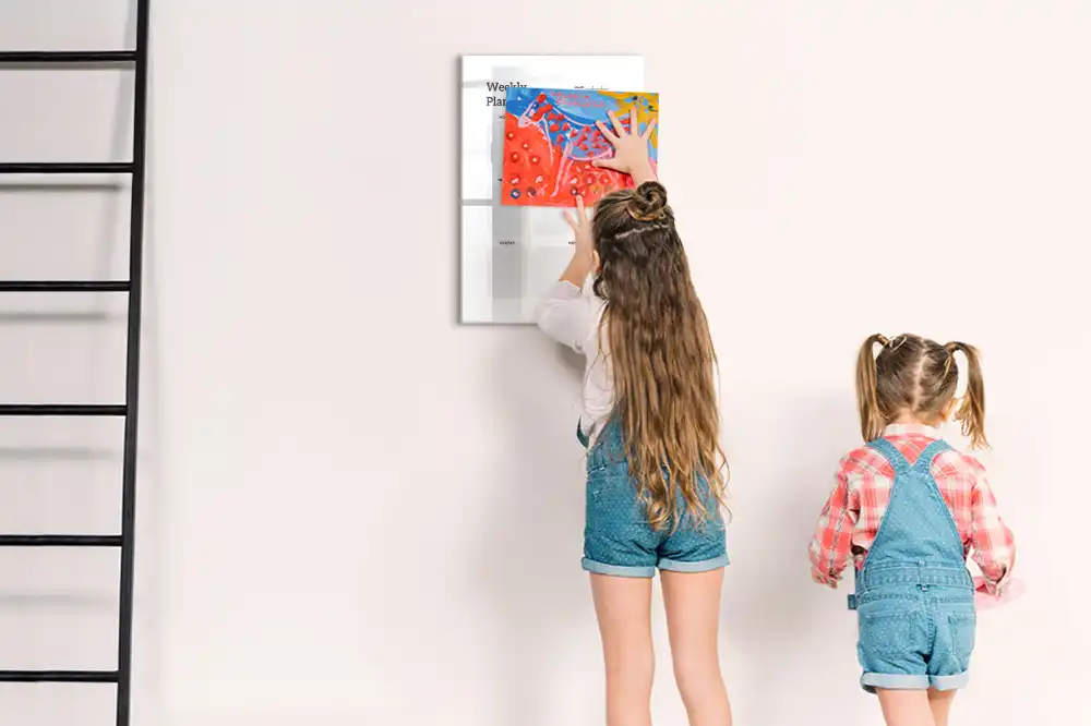 Tableau magnétique pour dessin et planning hebdomadaire