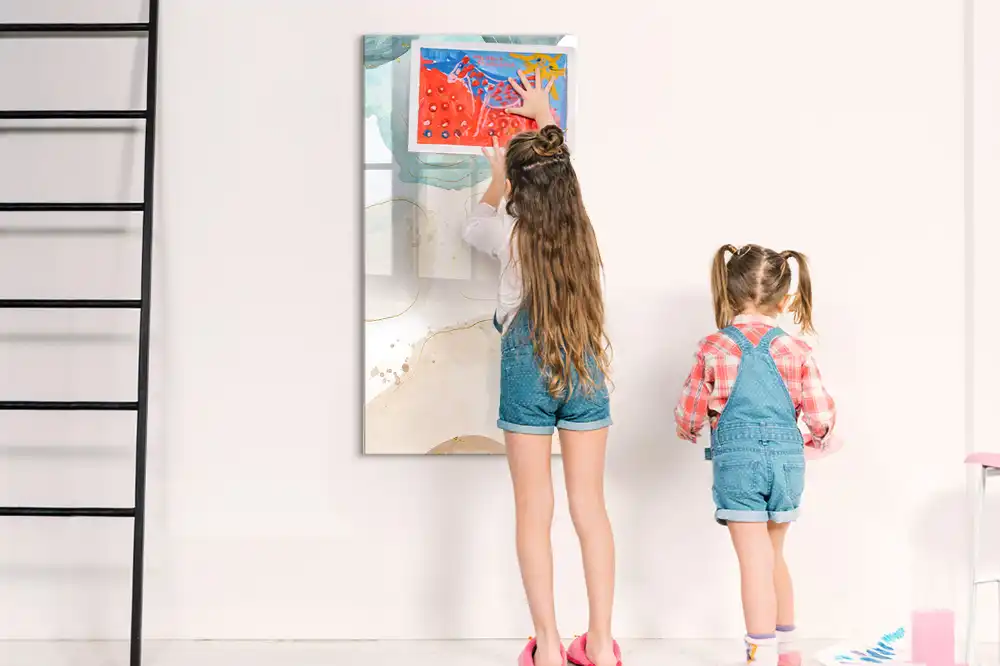 Tableau blanc magnétique effaçable à sec aux motifs de points pastel