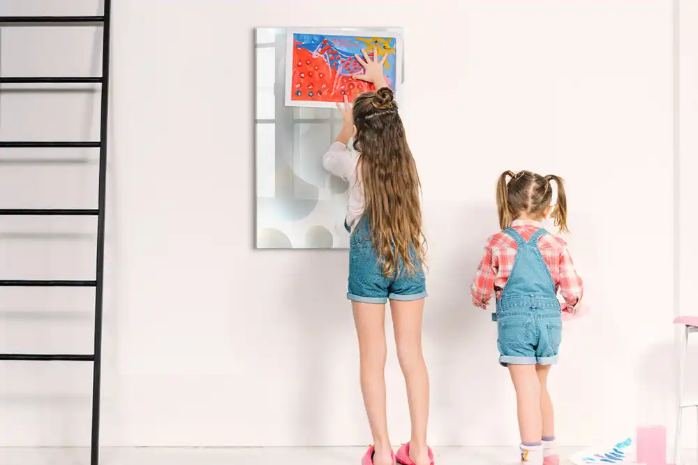 Tableau magnétique effaçable à motif abstrait avec des balles