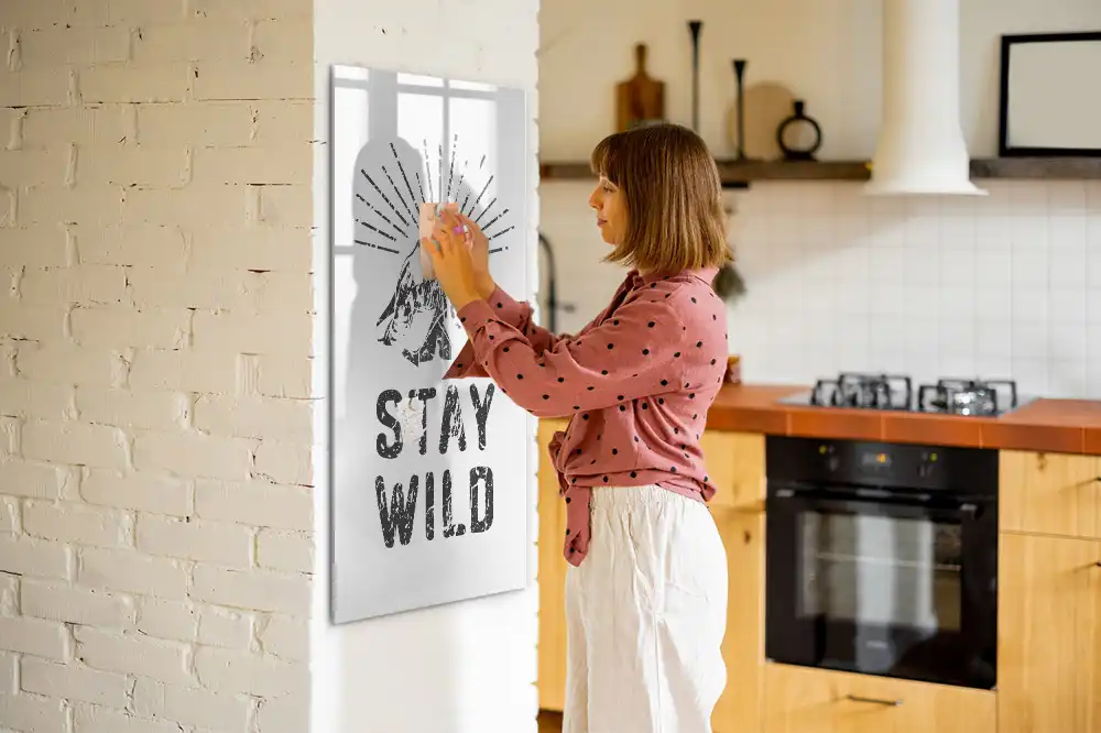 Tableau magnétique effaçable à sec motif montagne Stay Wild