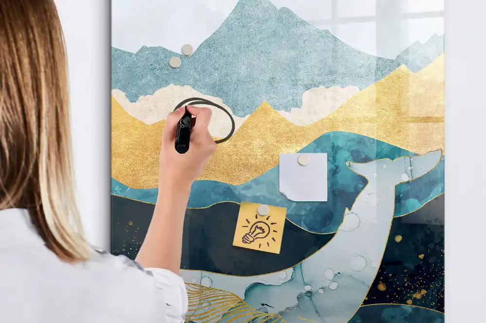 Tableau magnétique avec feutre et décor de statue en marbre représentant une baleine