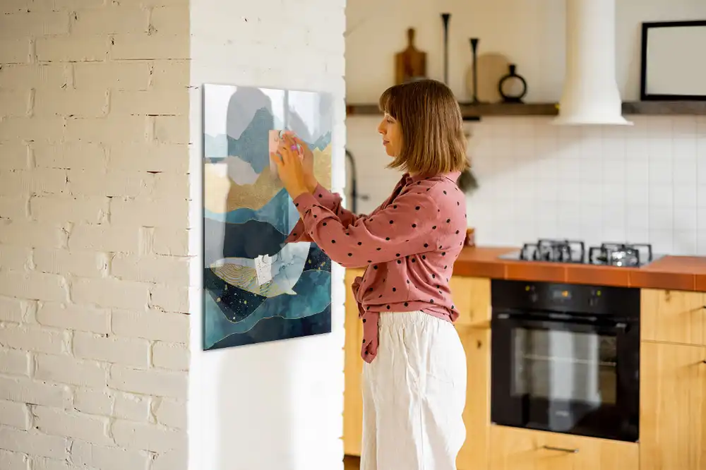 Tableau magnétique avec feutre et décor de statue en marbre représentant une baleine