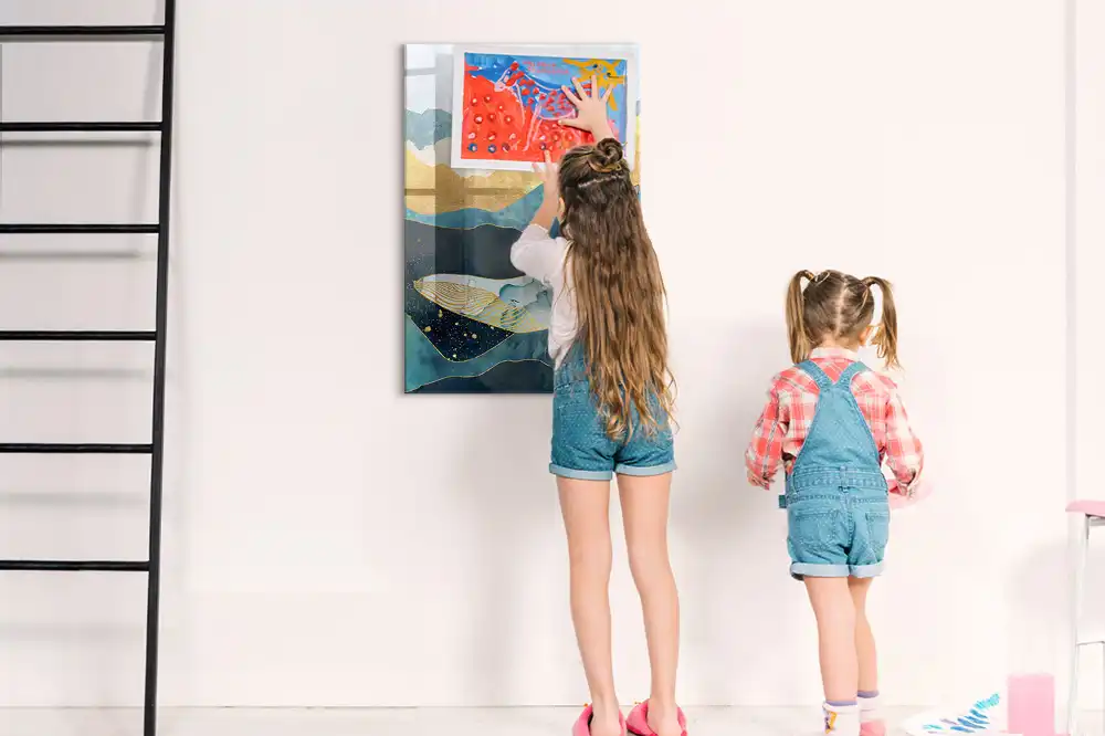 Tableau magnétique avec feutre et décor de statue en marbre représentant une baleine