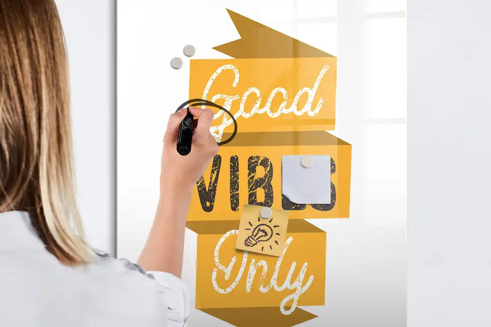 Tableau magnétique avec citation inspirante