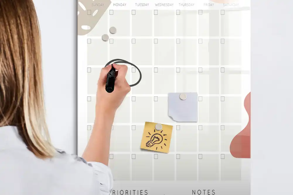 Tableau magnétique mensuel avec feutre