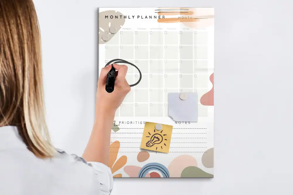 Tableau magnétique mensuel avec feutre