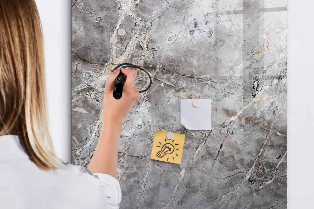 Tableau magnétique avec feutre granit foncé
