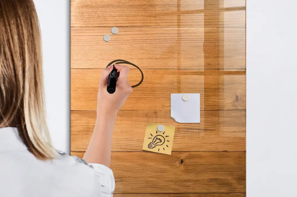 Tableau magnétique pour dessin avec cadre en bois mural