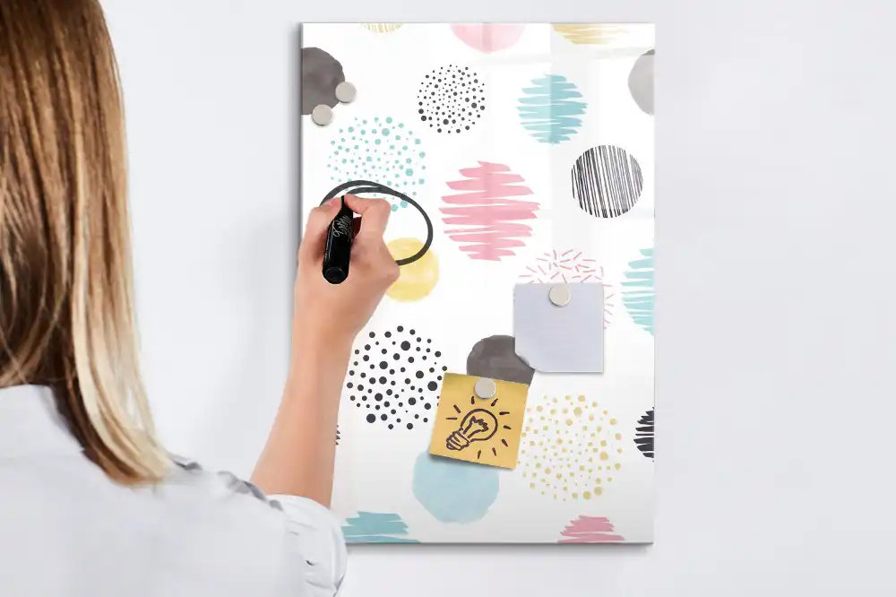 Tableau blanc magnétique effaçable à sec à cercles multicolores