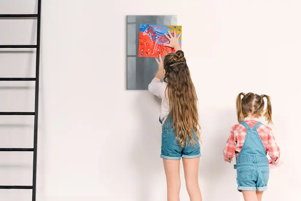 Tableau magnétique avec feutre motif vagues de peinture grise