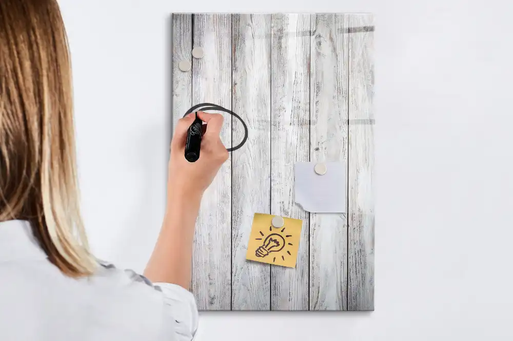 Tableau magnétique pour écriture sur planches peintes