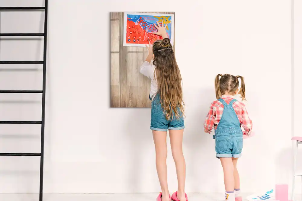 Tableau effaçable magnétique en bois clair