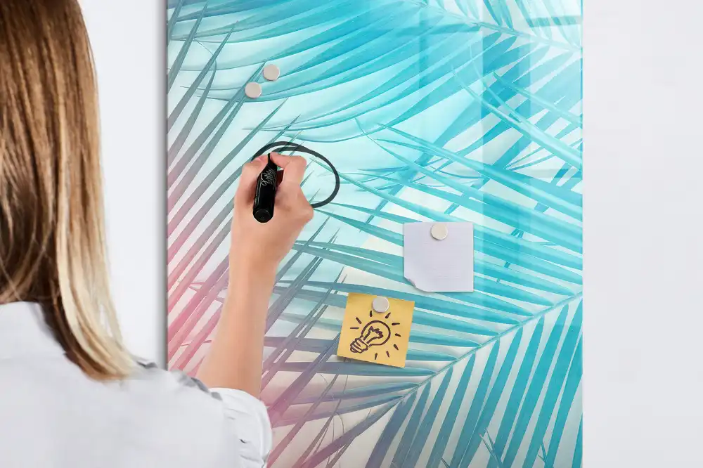 Tableau magnétique avec feutre effaçable