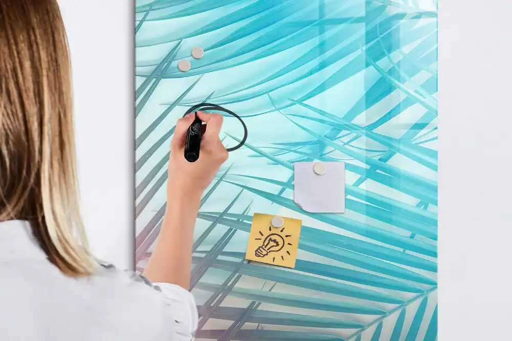 Tableau magnétique avec feutre effaçable