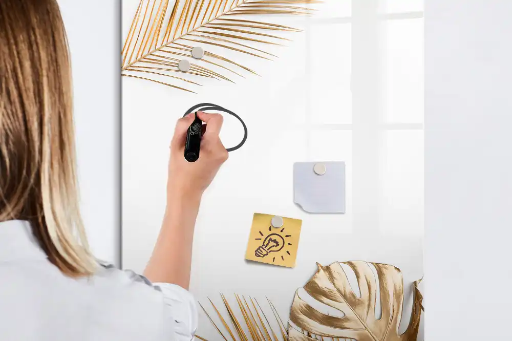 Tableau magnétique effaçable à feuilles dorées