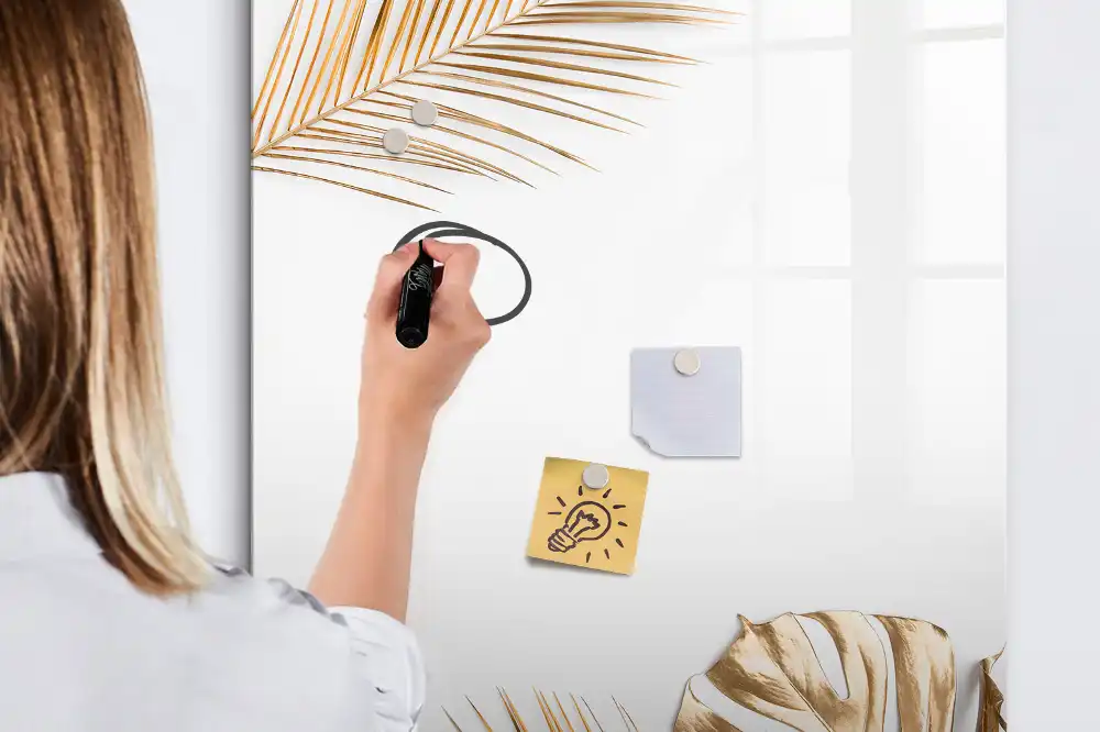 Tableau magnétique effaçable à feuilles dorées