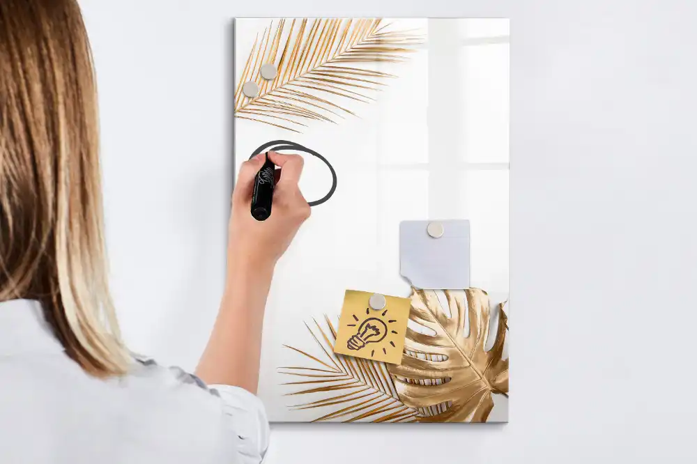 Tableau magnétique effaçable à feuilles dorées