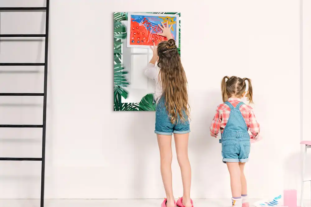 Tableau magnétique avec feutre et bordure motif monstera