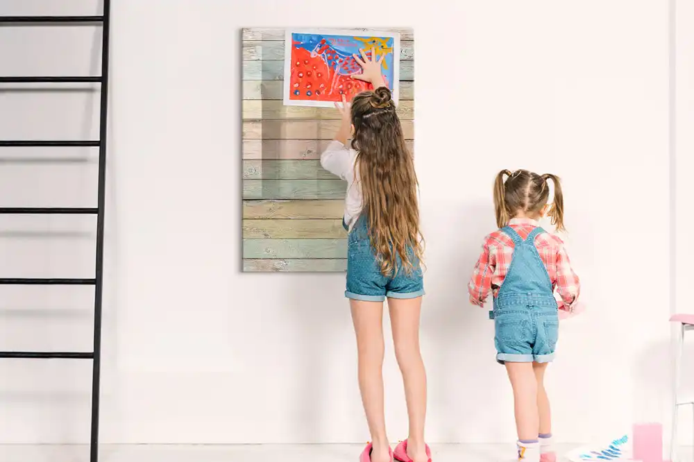 Tableau magnétique pour écriture avec fond en bois pastel