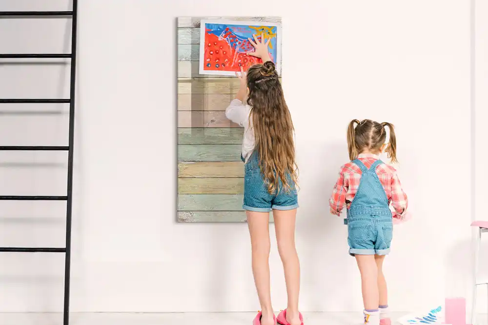 Tableau magnétique pour écriture avec fond en bois pastel