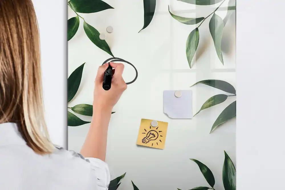 Tableau magnétique avec feutre motif couronne de feuilles vertes