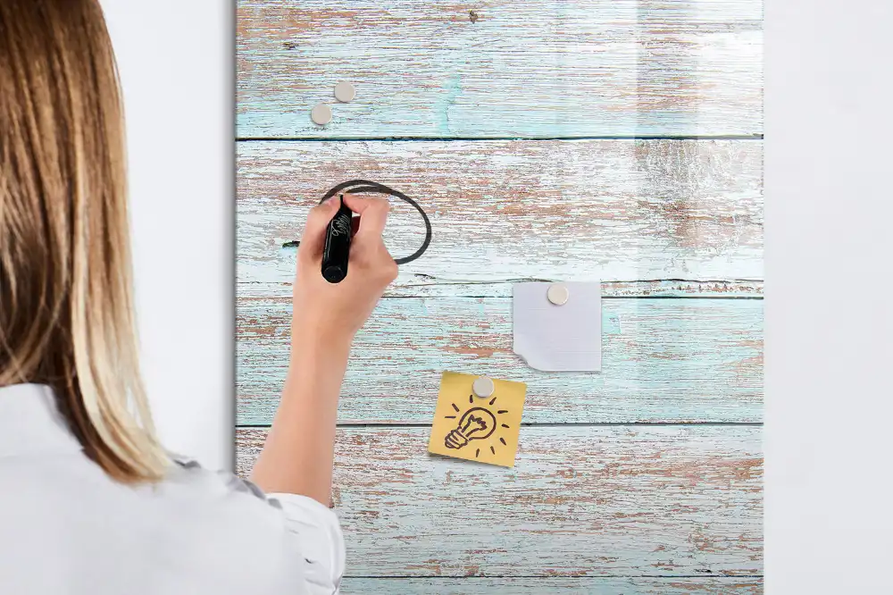 Tableau magnétique pour écriture aux couleurs pastel