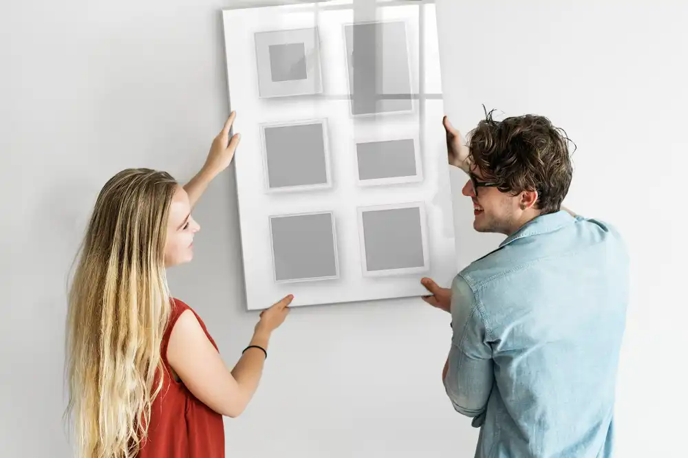 Tableau magnétique avec feutre et cadres photo