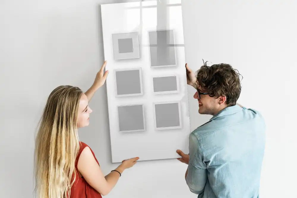 Tableau magnétique avec feutre et cadres photo