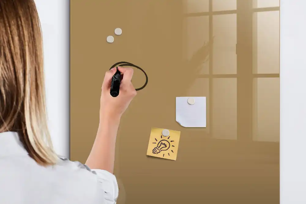 Tableau magnétique effaçable beige foncé