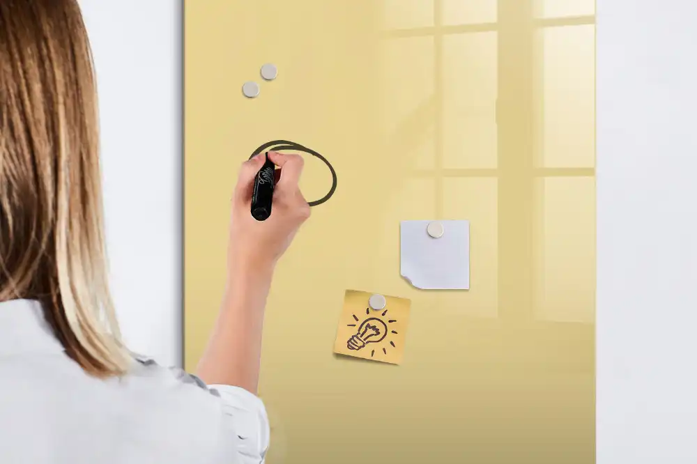 Tableau blanc magnétique effaçable à sec couleur crème