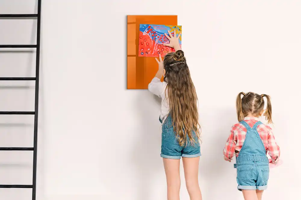 Tableau magnétique pour écriture orange