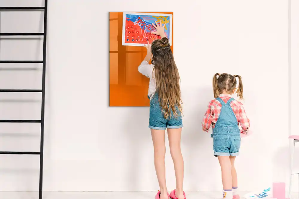 Tableau magnétique pour écriture orange