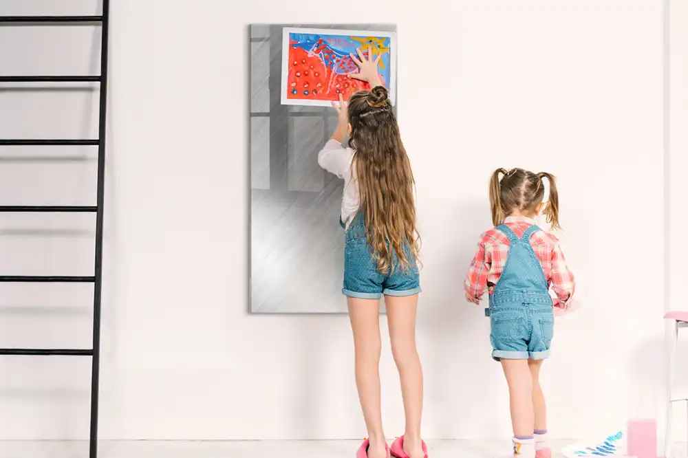 Tableau magnétique avec feutre à encre métallique
