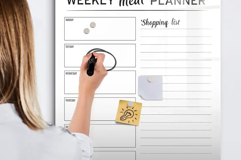 Tableau magnétique effaçable pour menu de sept jours