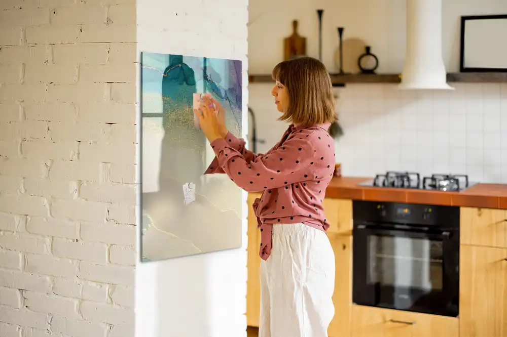 Tableau magnétique avec feutre pierre multicolore