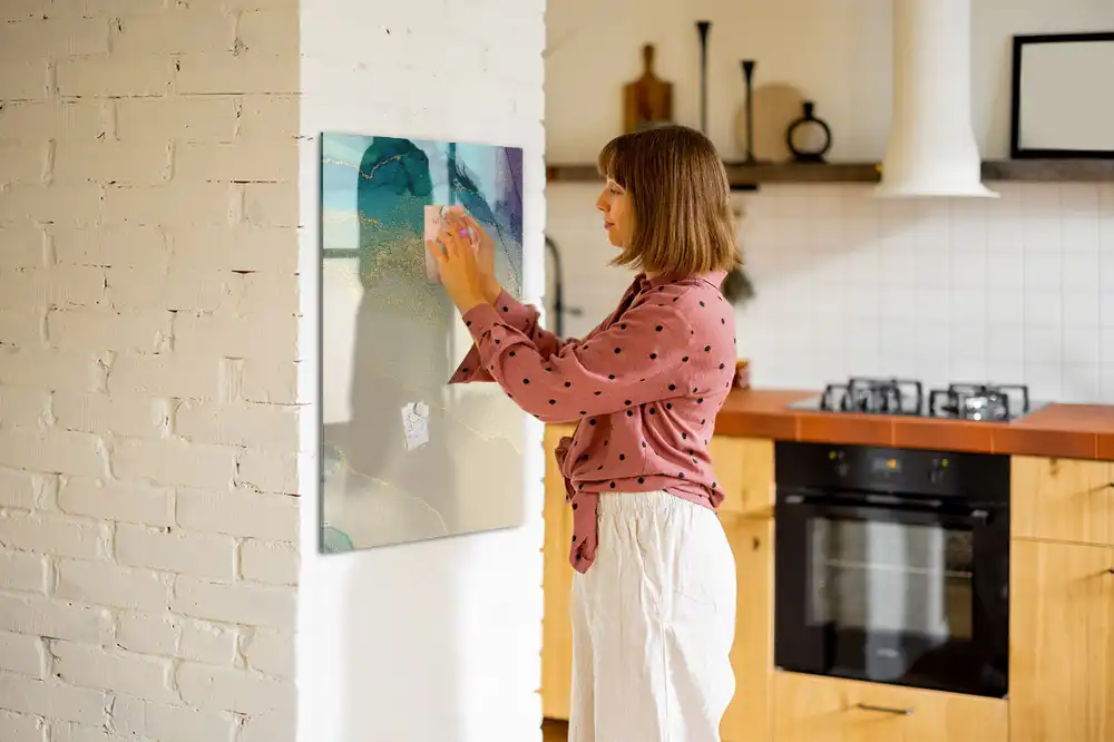 Tableau magnétique avec feutre pierre multicolore