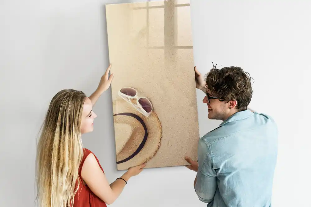 Tableau magnétique avec feutre et motif chapeau de paille sur le sable