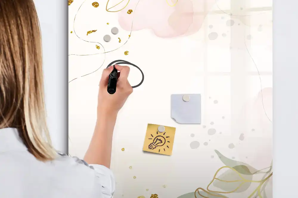 Tableau magnétique avec motif feutre botanique doré
