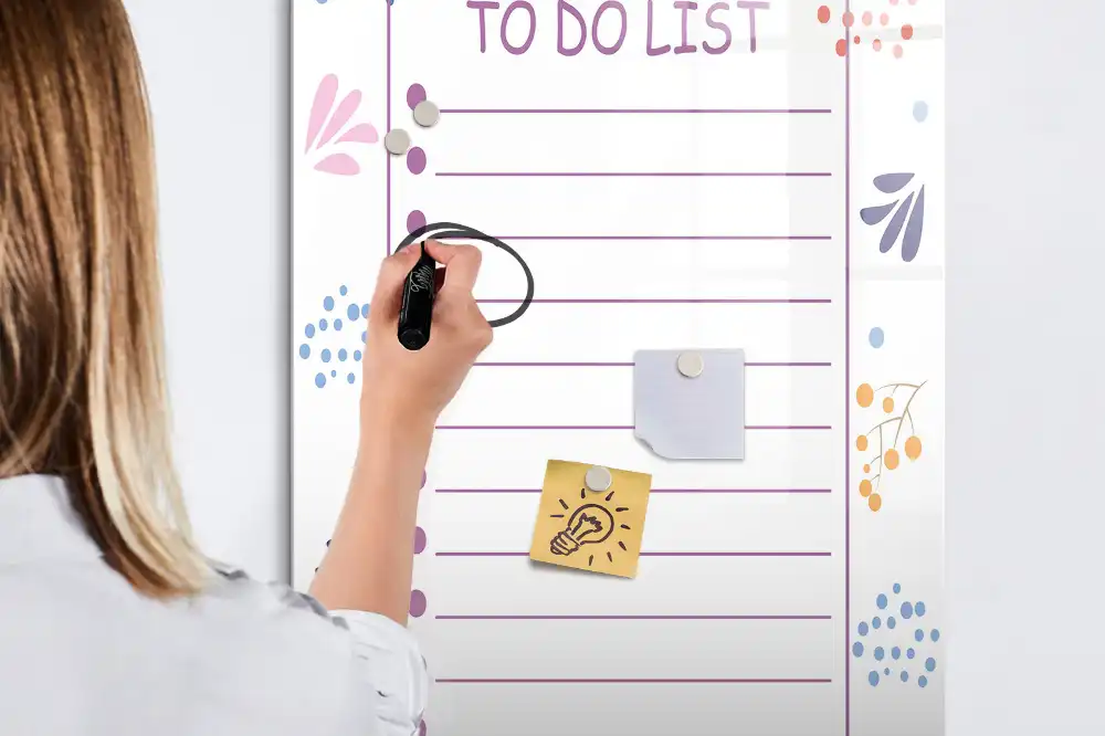 Tableau magnétique avec feutre pour tâches quotidiennes