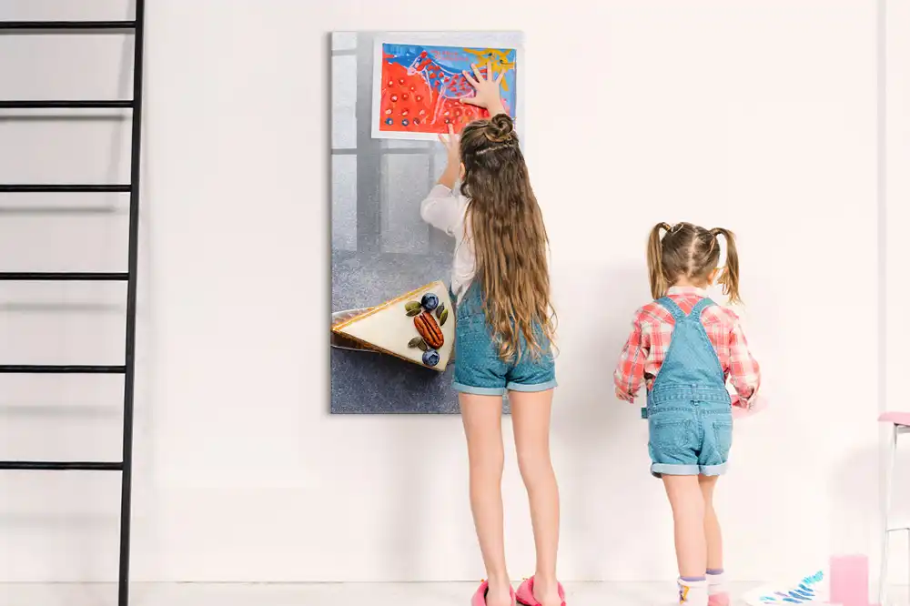 Tableau magnétique en forme de part de gâteau pour écriture