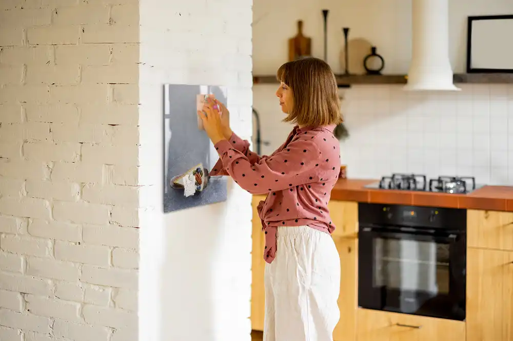 Tableau magnétique en forme de part de gâteau pour écriture