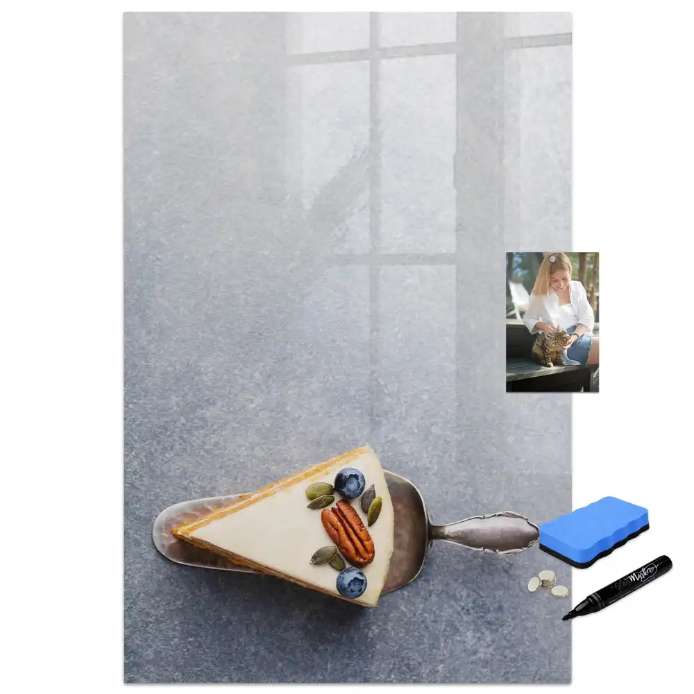 Tableau magnétique en forme de part de gâteau pour écriture