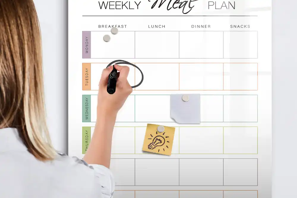 Tableau magnétique effaçable pour menu hebdomadaire familial