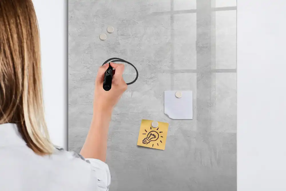 Tableau magnétique de dessin en ciment léger