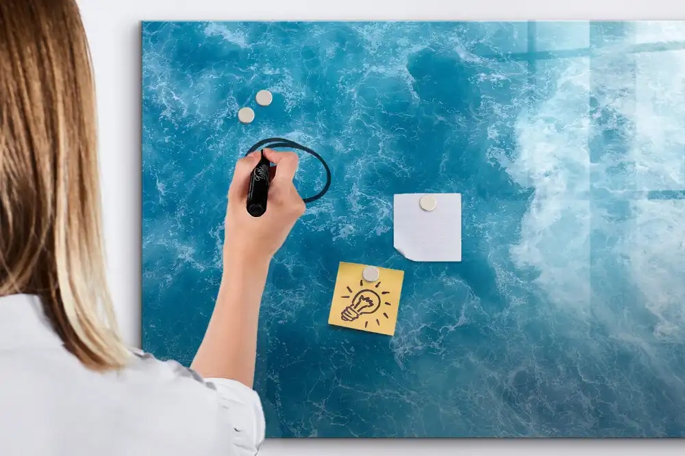 Tableau magnétique pour écriture à l'eau de mer profonde